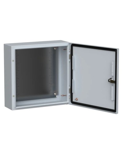 ЩМП-40.40.15 УХЛ1 IP66 400х400х150 TITAN 5 (TI5-10-N-040-040-015-66). Шкаф металлический с монтажной платой. IEK в Астрахани