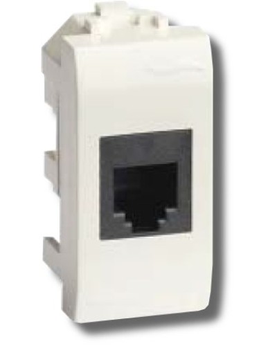 Розетка RJ-45 Brava 1 модуль белая (76457B): Розетка компьютерная экранированная с одним разъёмом в Астрахани