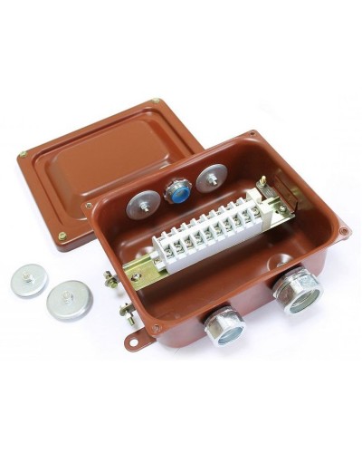 ККМА-10 У2 IP54 (zeta30372). Коробка клеммная металлическая с муфтами АТК для трубной электропроводки. ЗЭТА в Астрахани